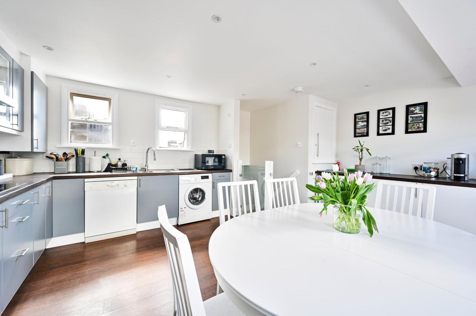 New Chic 3-Bed Flat In Clapham Apartman London Kültér fotó